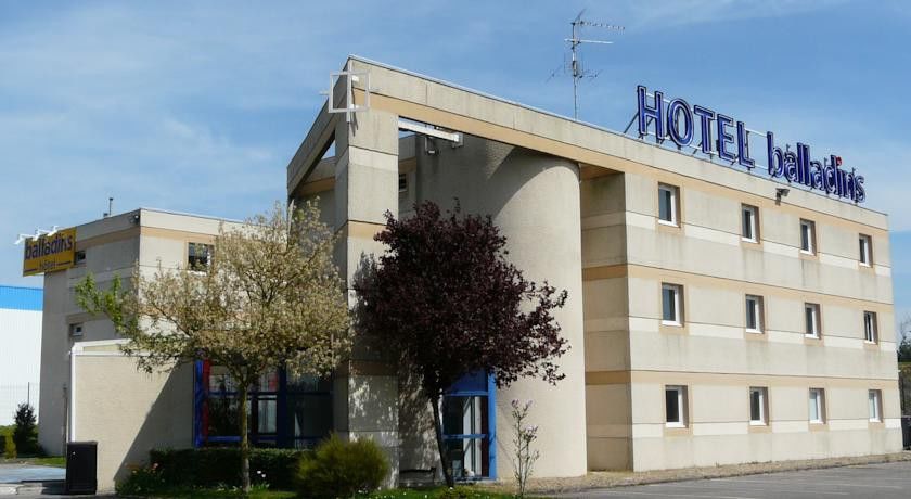 Brit Hotel Saint-Quentin Fayet  Exterior foto